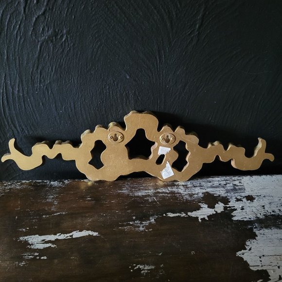 House Parts Inc Reproduction of Vintage Bow Plaque, Window Trim, Door Trim Resin - Picture 3 of 4